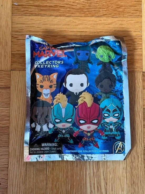 Captain Marvel Collectors Keyring - Picture 1 of 2